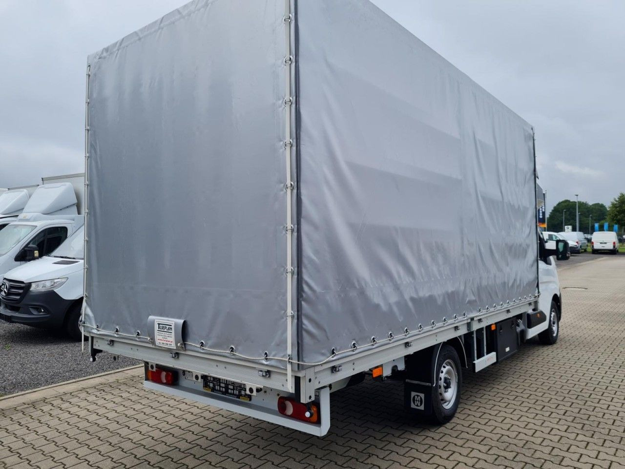 Renault Master 35 Pritsche Schiebe Plane Schlafkab Luftf - Varebil med presenning: billede 4 Renault Master 35 Pritsche Schiebe Plane Schlafkab Luftf - Varebil med presenning: billede 4