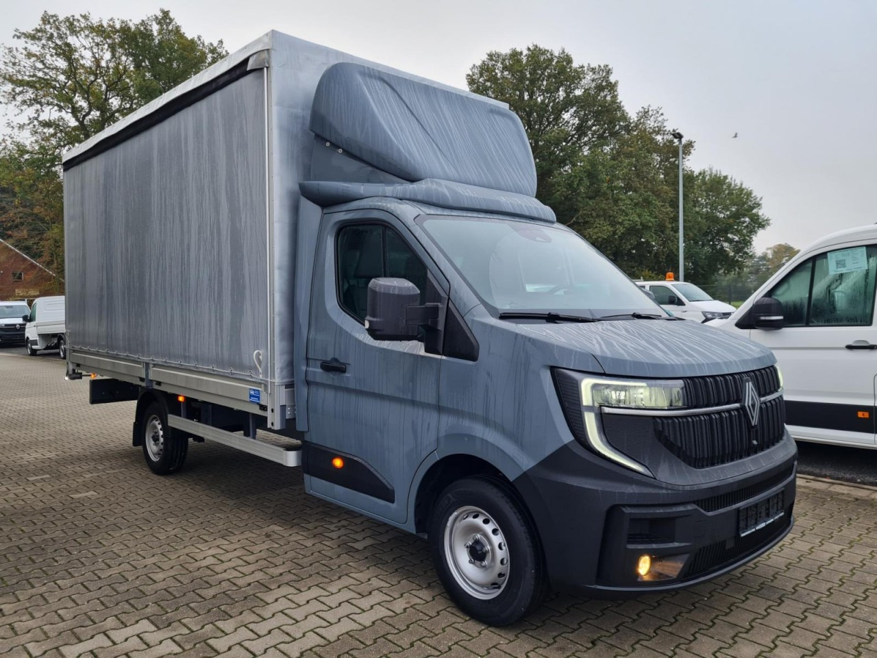 Renault Master Pritsche Schiebe Plane 10 Pal. LUFTFEDERUNG - Varebil med presenning: billede 4 Renault Master Pritsche Schiebe Plane 10 Pal. LUFTFEDERUNG - Varebil med presenning: billede 4