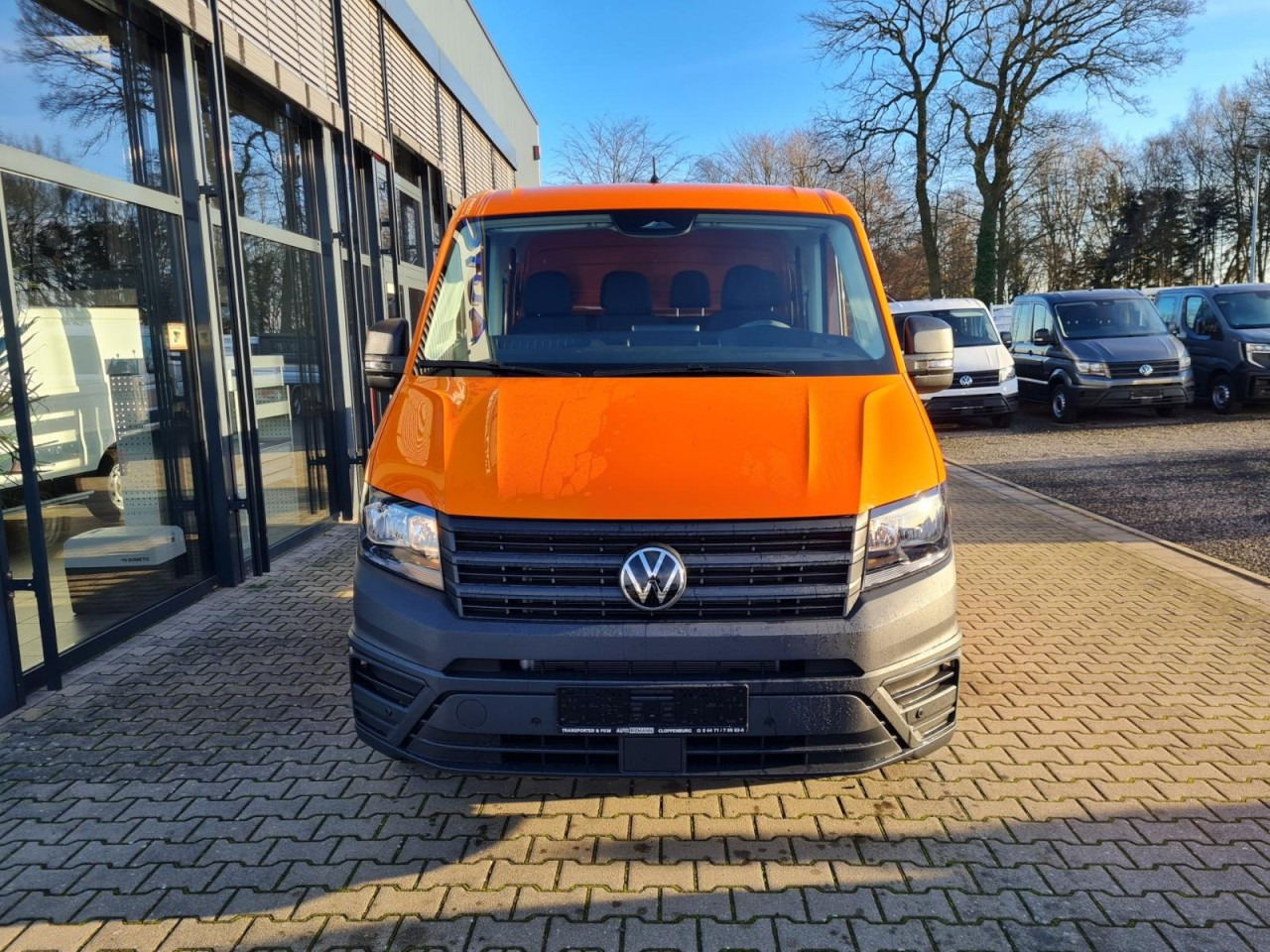 Volkswagen Crafter 35 Doka Pritsche MR AHK KLIMA PDC TEMPOMAT - Ladbil, Mandskabsbil: billede 2 Volkswagen Crafter 35 Doka Pritsche MR AHK KLIMA PDC TEMPOMAT - Ladbil, Mandskabsbil: billede 2