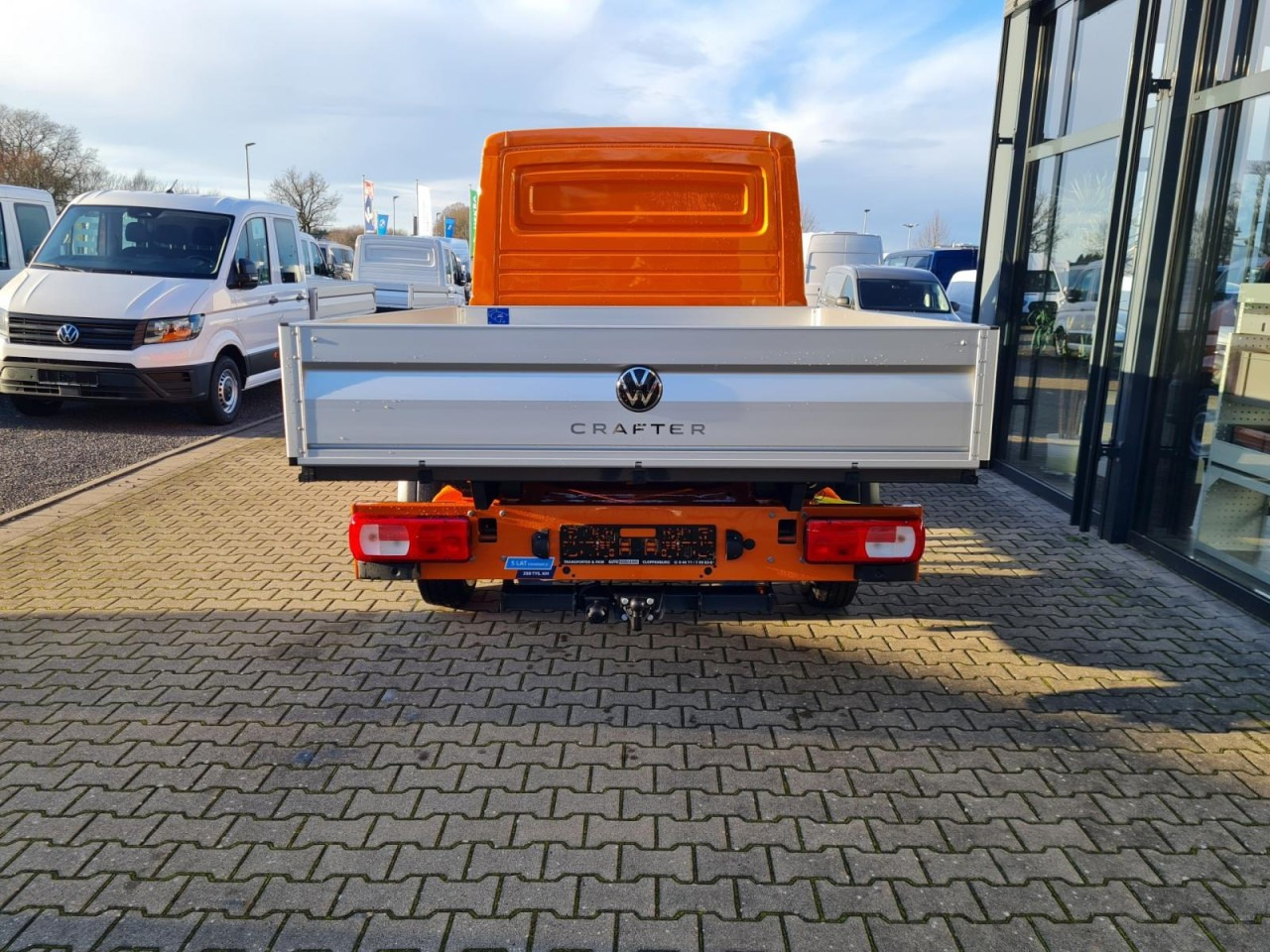 Volkswagen Crafter 35 Doka Pritsche MR AHK KLIMA PDC TEMPOMAT - Ladbil, Mandskabsbil: billede 5 Volkswagen Crafter 35 Doka Pritsche MR AHK KLIMA PDC TEMPOMAT - Ladbil, Mandskabsbil: billede 5