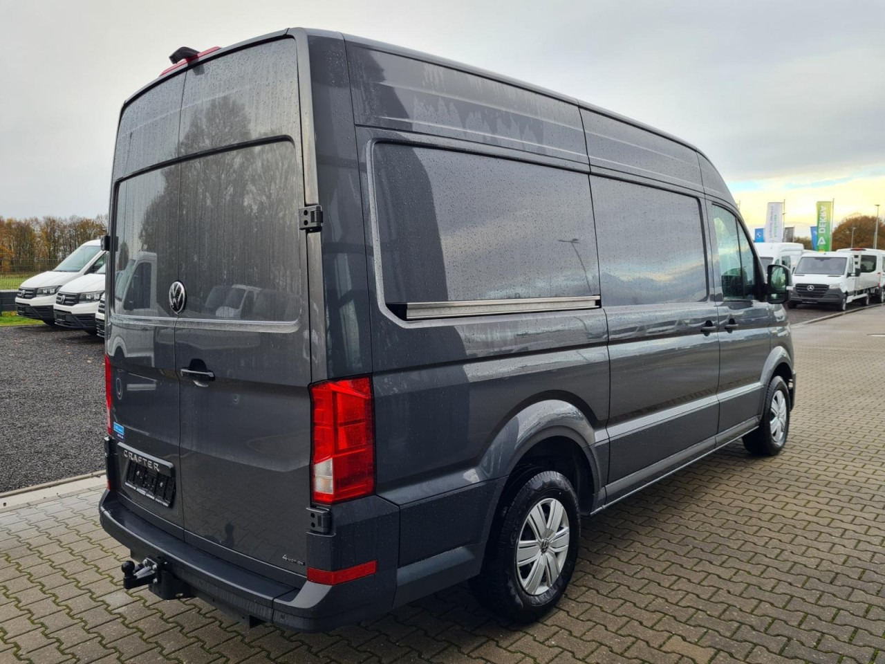 Volkswagen Crafter 35 Kasten MR L3H3 AG 4MOTION AHK LED KAMERA - Varevogn: billede 4 Volkswagen Crafter 35 Kasten MR L3H3 AG 4MOTION AHK LED KAMERA - Varevogn: billede 4