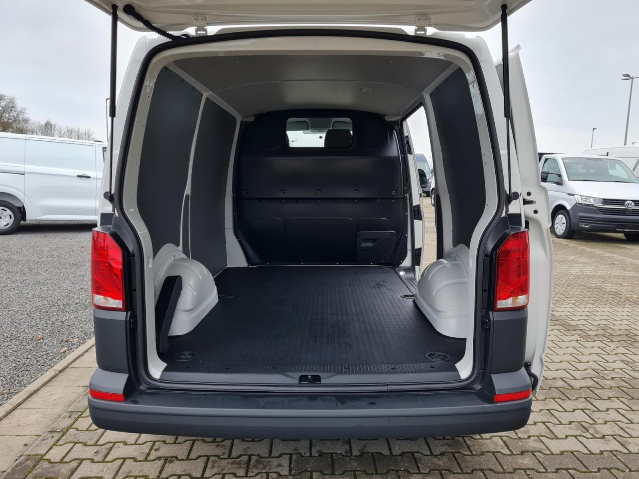 Volkswagen T6.1 Kasten KR Heckklappe KAMERA KLIMA Navi App - Små varebil: billede 5 Volkswagen T6.1 Kasten KR Heckklappe KAMERA KLIMA Navi App - Små varebil: billede 5