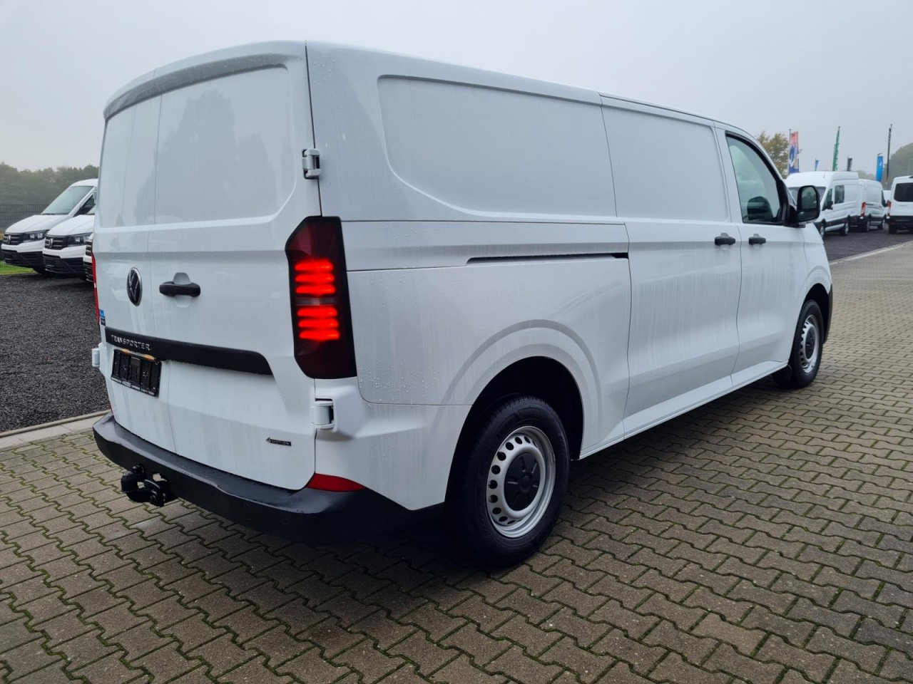 Volkswagen T7 Transporter Kasten TDI 4Motion LR L2H1 LED AUTOM. - Små varebil: billede 4 Volkswagen T7 Transporter Kasten TDI 4Motion LR L2H1 LED AUTOM. - Små varebil: billede 4