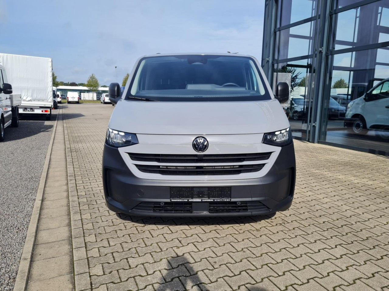 Volkswagen T7 Transporter Kasten TDi AG L2 AHK KLIMA KAMERA LED - Små varebil: billede 2 Volkswagen T7 Transporter Kasten TDi AG L2 AHK KLIMA KAMERA LED - Små varebil: billede 2