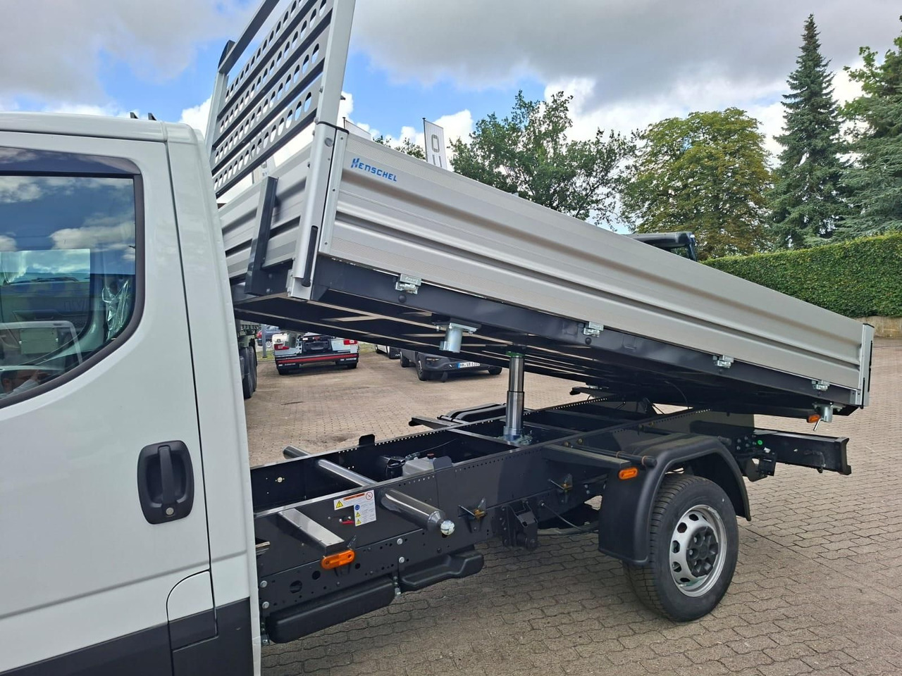 Iveco Daily 35S14A8Y Henschel 3-Seiten Kipper - Ladbil: billede 3 Iveco Daily 35S14A8Y Henschel 3-Seiten Kipper - Ladbil: billede 3