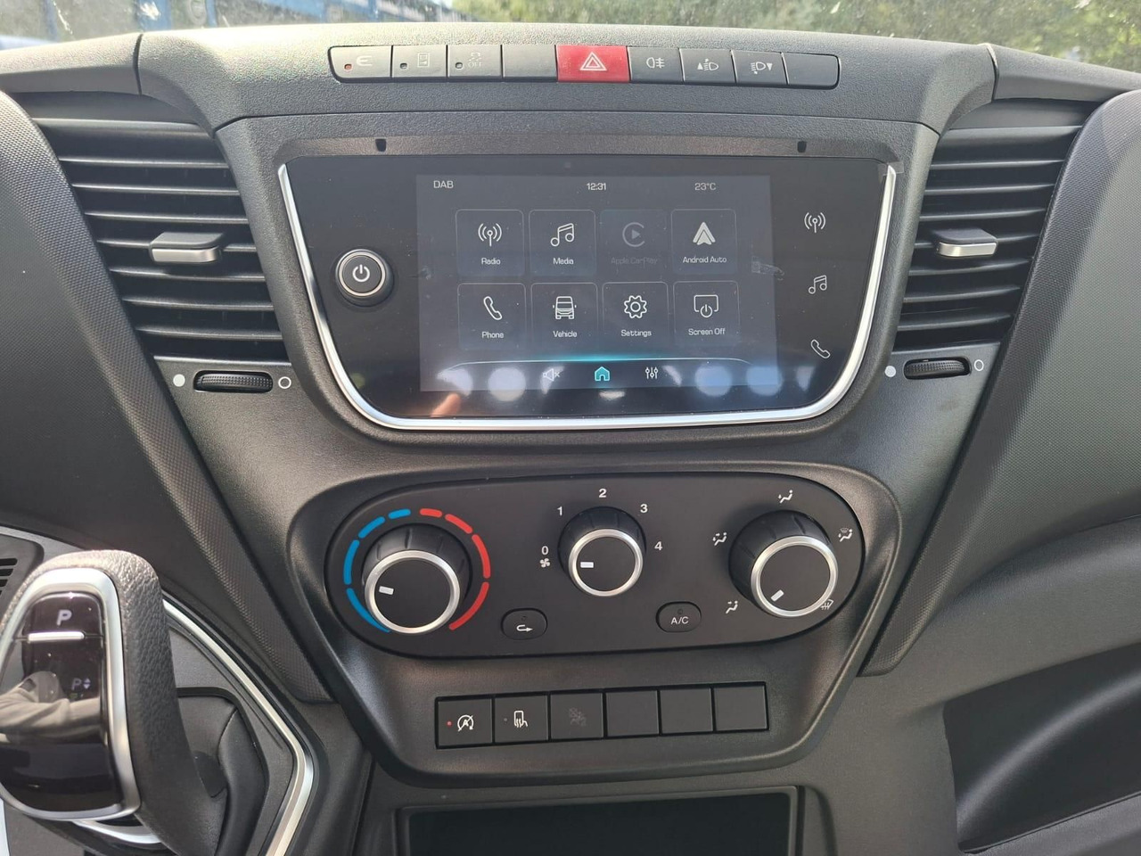 Ladbil Iveco Daily 35S14A8Y Henschel 3-Seiten Kipper: billede 15