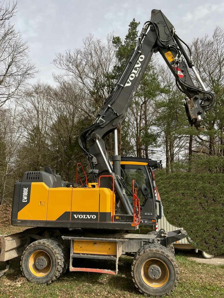 Volvo EW180 E – mobile excavator / Mobilbagger - Hjulgravemaskine: billede 1 Volvo EW180 E – mobile excavator / Mobilbagger - Hjulgravemaskine: billede 1