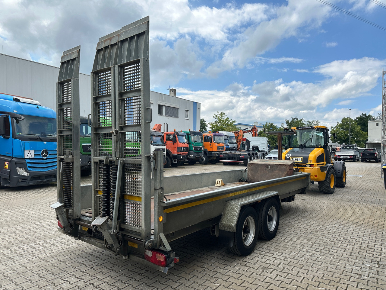 Demmler Tandem-Tiefladeranhänger Fräsenanhänger - Nedbygget platform påhængsvogn: billede 5 Demmler Tandem-Tiefladeranhänger Fräsenanhänger - Nedbygget platform påhængsvogn: billede 5