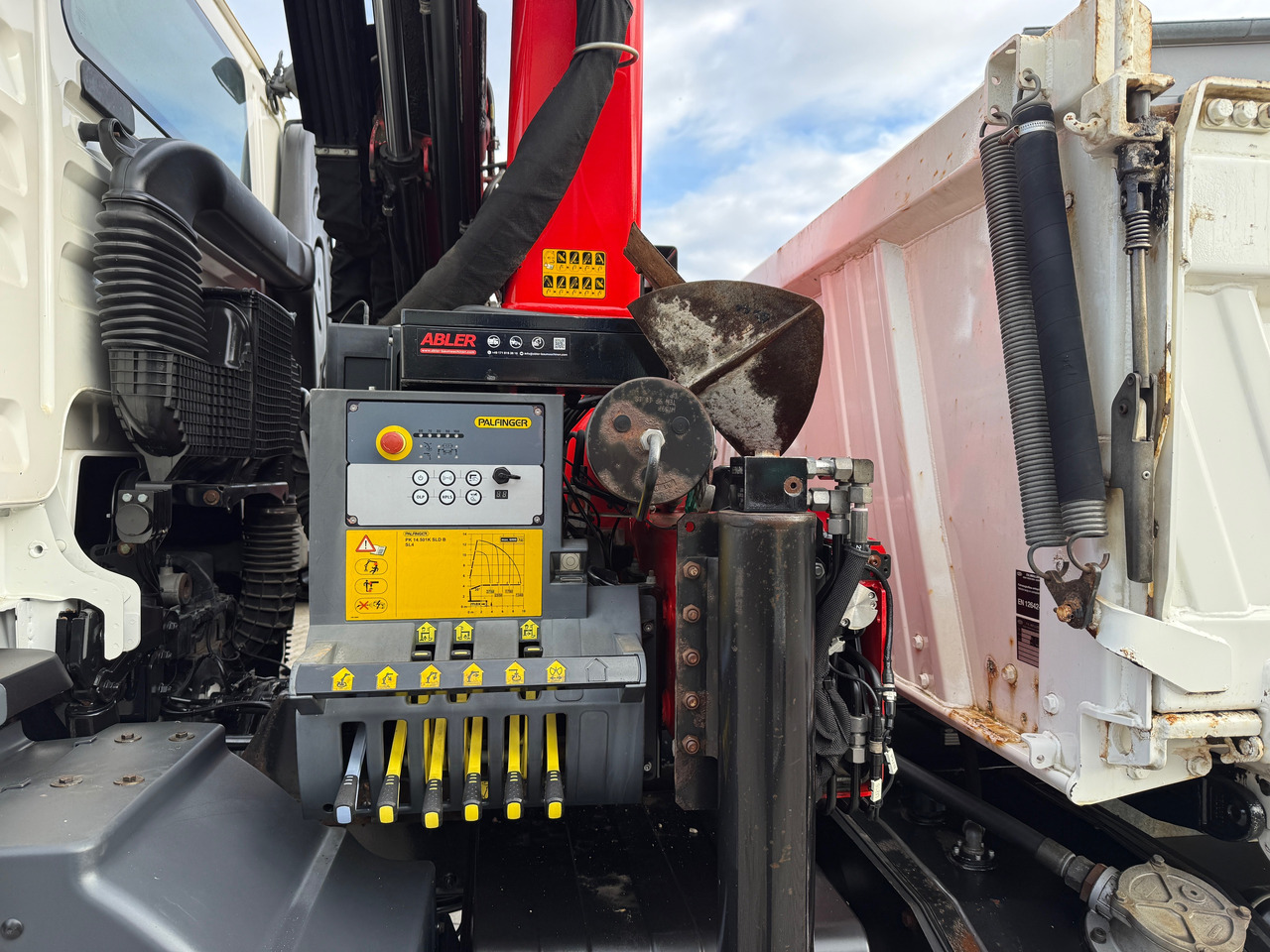 Tipvogn lastbil, Lastbil med kran MAN TGM 18.320 Kipper+Kran Palfinger 4x4 Funk Greifer: billede 14 Tipvogn lastbil, Lastbil med kran MAN TGM 18.320 Kipper+Kran Palfinger 4x4 Funk Greifer: billede 14