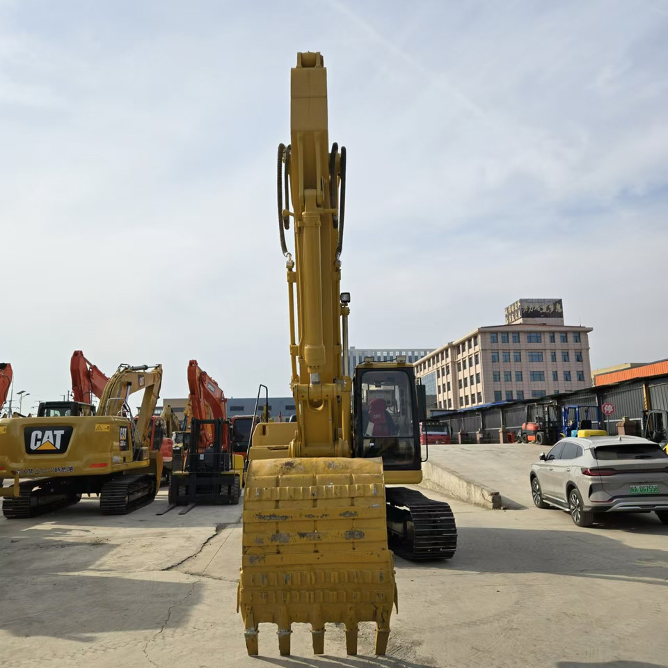 CATERPILLAR 320BL - Gravemaskine: billede 4 CATERPILLAR 320BL - Gravemaskine: billede 4