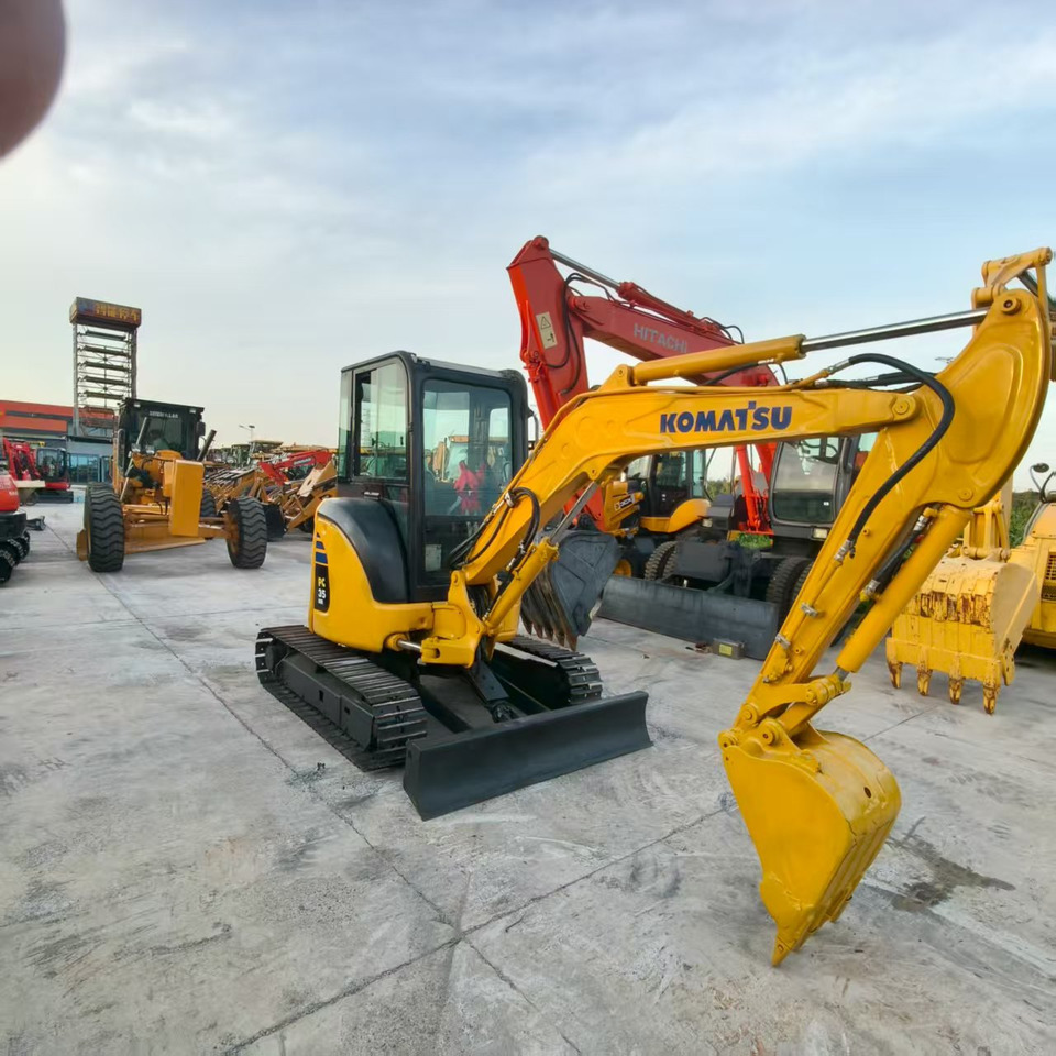 KOMATSU PC35MR - Minigravemaskine: billede 3 KOMATSU PC35MR - Minigravemaskine: billede 3