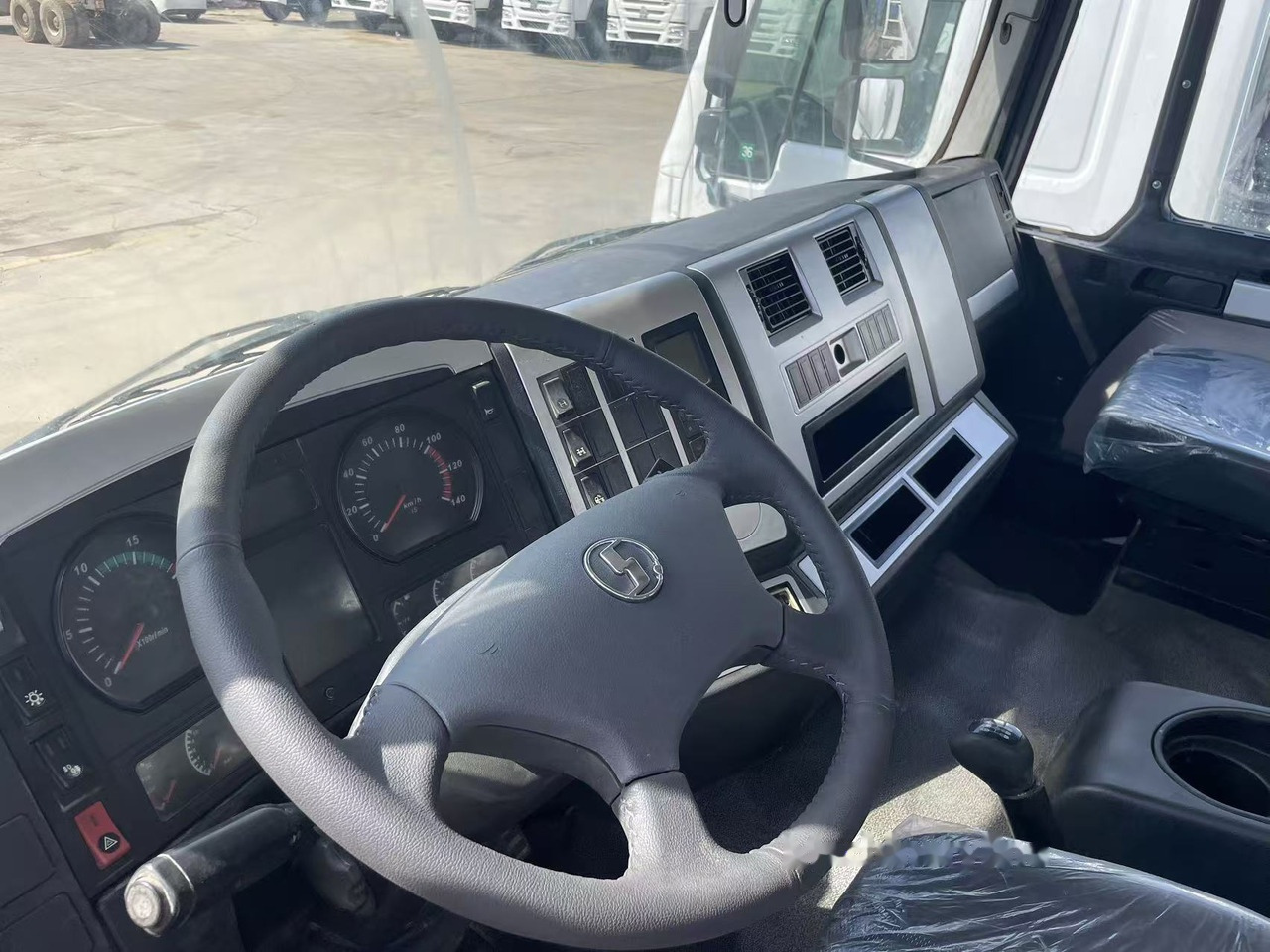 Shacman F3000 Concrete mixer truck - Betonbil: billede 4 Shacman F3000 Concrete mixer truck - Betonbil: billede 4