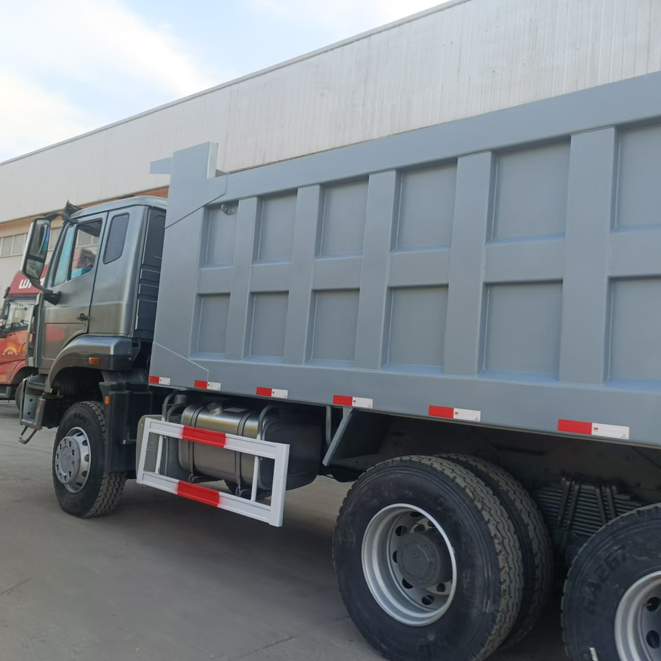 Sinotruk HOHAN 6*4 Dump truck - Tipvogn lastbil: billede 2 Sinotruk HOHAN 6*4 Dump truck - Tipvogn lastbil: billede 2