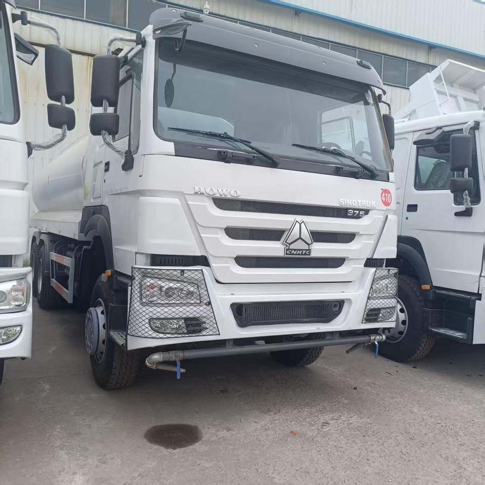 Sinotruk HOWO 375 6*4 Sprinkler - Utility/ Speciel maskine: billede 4 Sinotruk HOWO 375 6*4 Sprinkler - Utility/ Speciel maskine: billede 4
