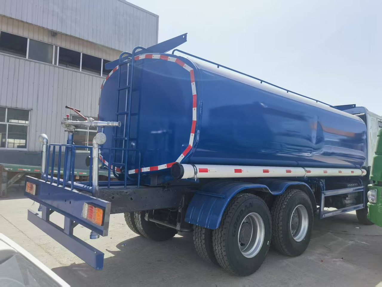 Sinotruk HOWO 6*4 Sprinkler - Utility/ Speciel maskine: billede 4 Sinotruk HOWO 6*4 Sprinkler - Utility/ Speciel maskine: billede 4