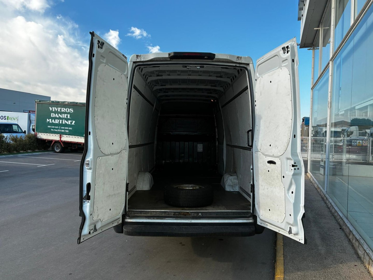 Furgón IVECO 35S14 V 16m3 - Varevogn: billede 5 Furgón IVECO 35S14 V 16m3 - Varevogn: billede 5