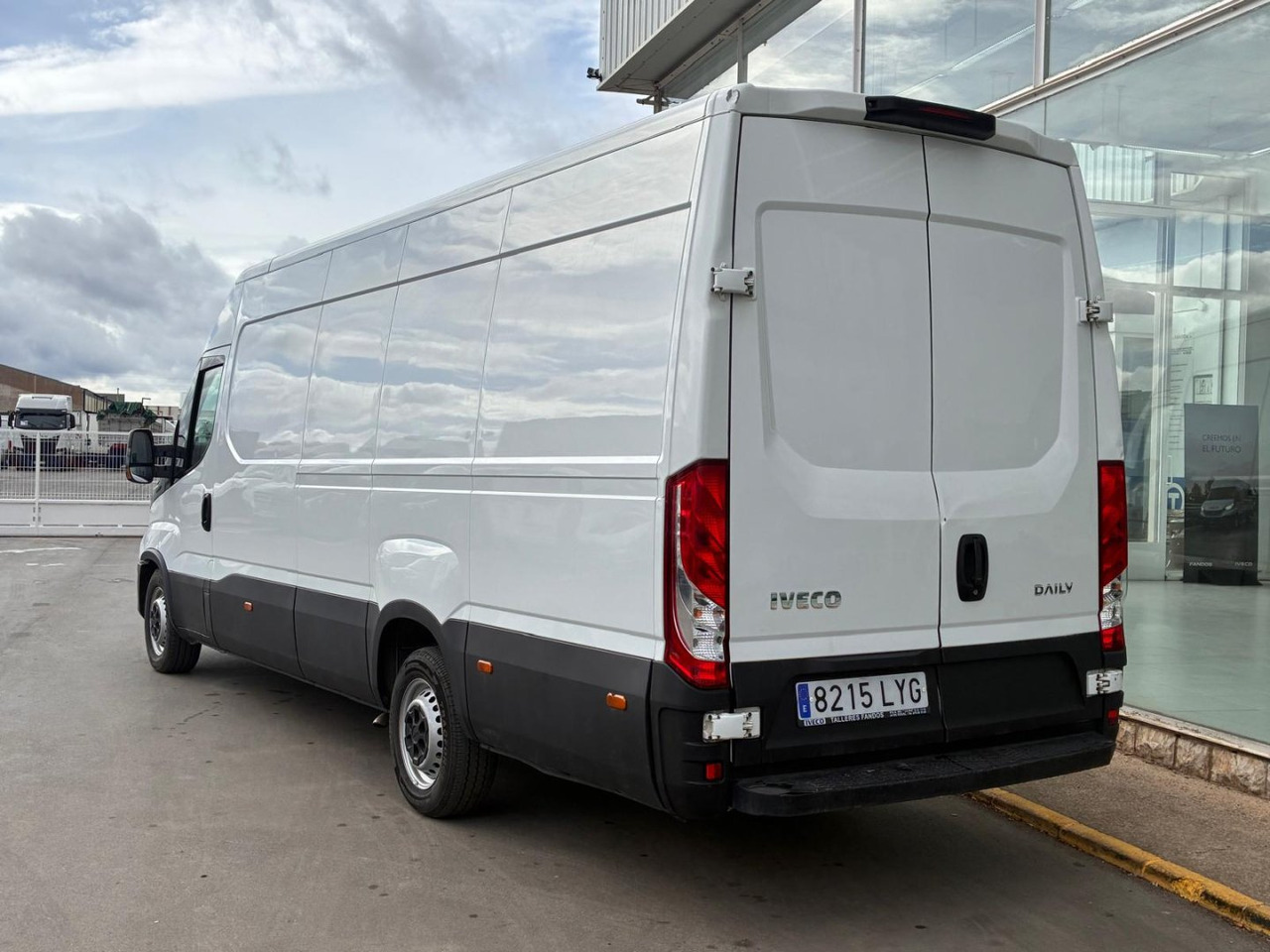 Furgón IVECO 35S16 V 16m3 - Varevogn: billede 4 Furgón IVECO 35S16 V 16m3 - Varevogn: billede 4