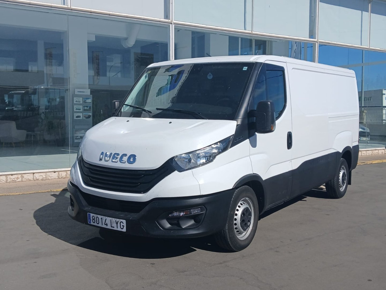 Furgón IVECO 35S16 V 9m3 - Varevogn: billede 1 Furgón IVECO 35S16 V 9m3 - Varevogn: billede 1