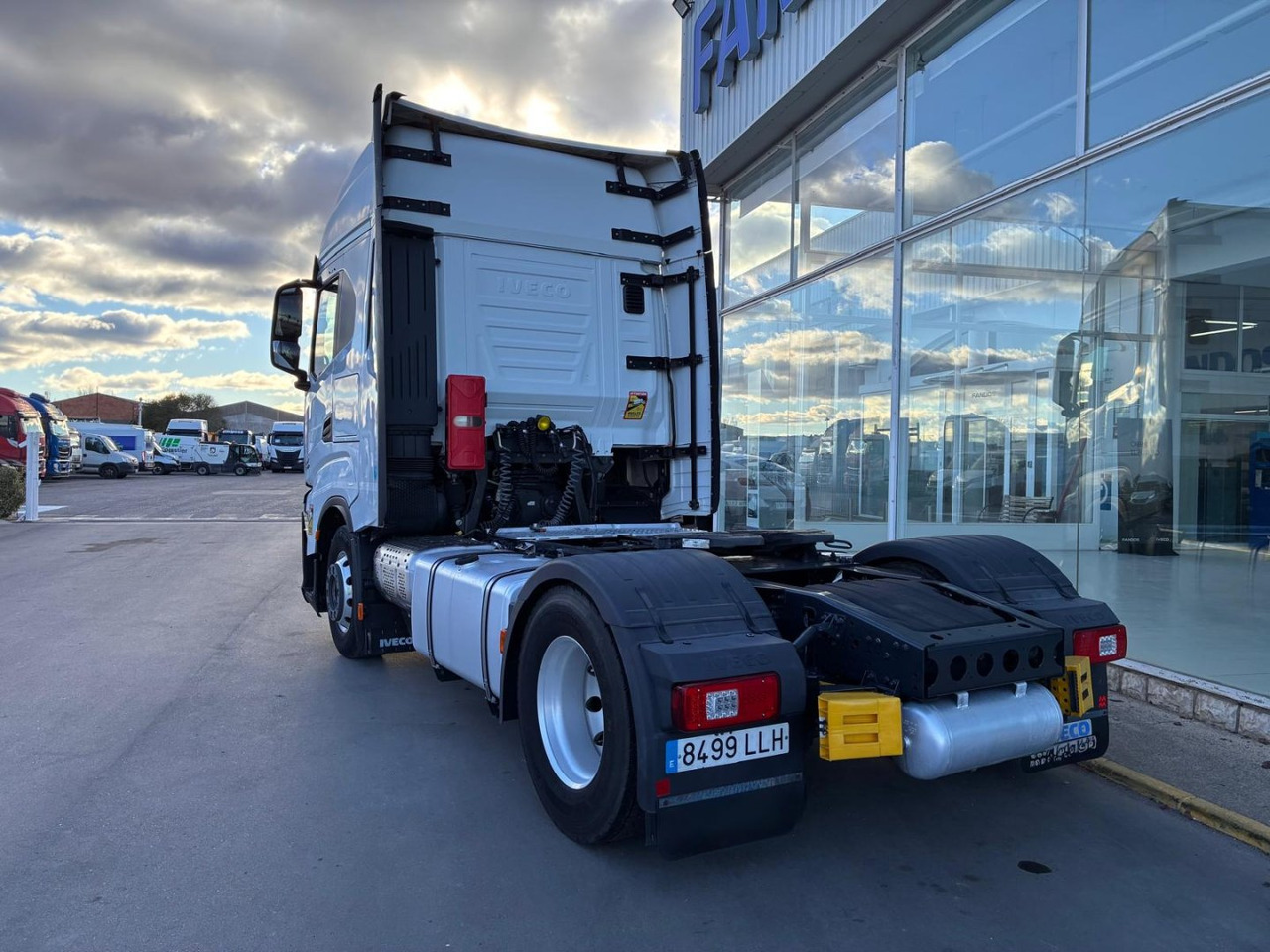 Cabeza Tractora IVECO 460 AUTOMATICO INTARDER ADR - Trækker: billede 4 Cabeza Tractora IVECO 460 AUTOMATICO INTARDER ADR - Trækker: billede 4