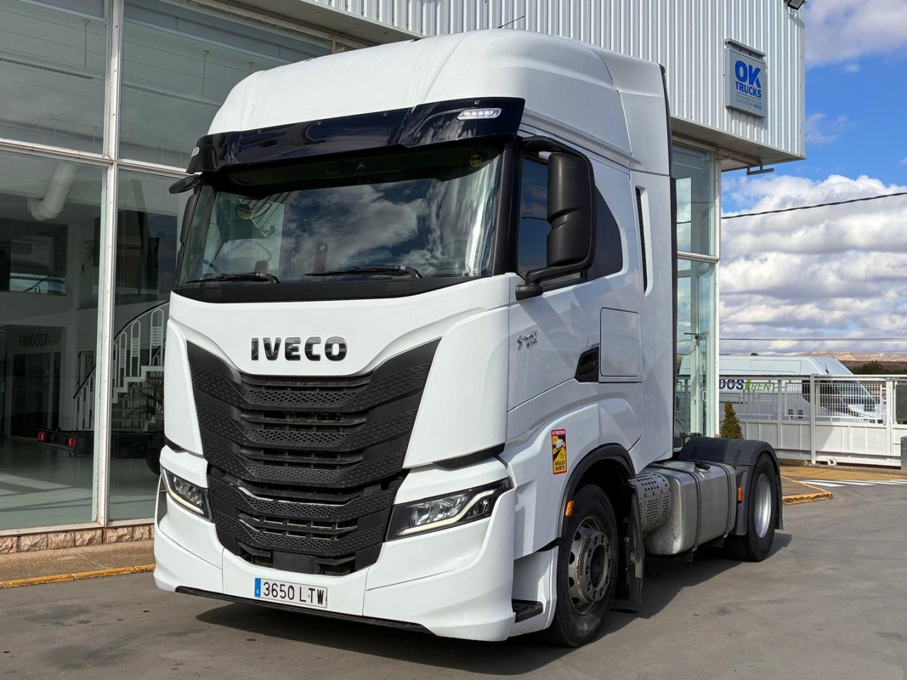 Cabeza Tractora IVECO S-WAY 510 AUTOMATICO CON INTARDER - Trækker: billede 1 Cabeza Tractora IVECO S-WAY 510 AUTOMATICO CON INTARDER - Trækker: billede 1