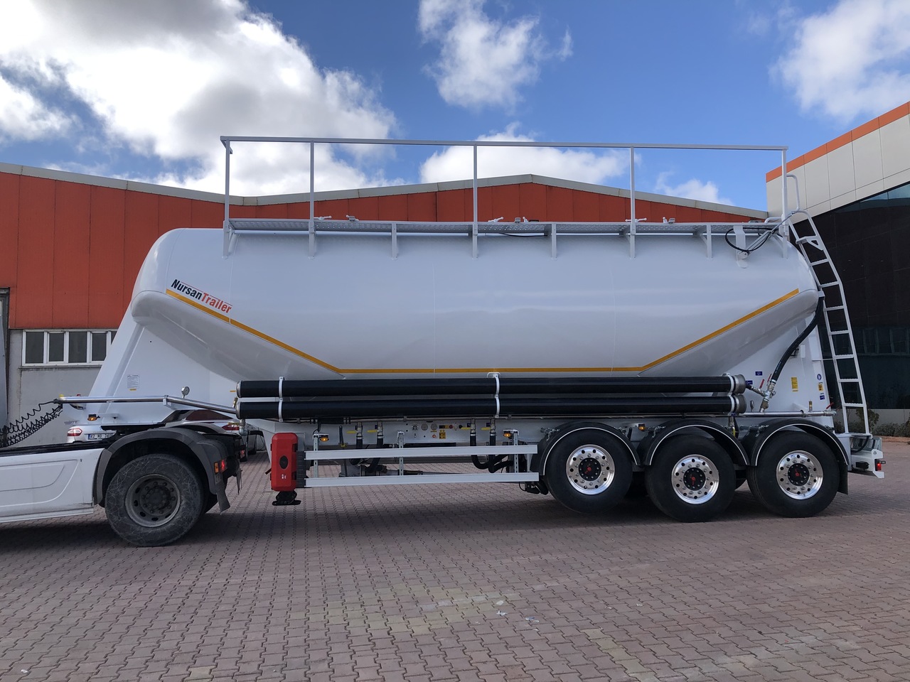 NURSAN Aluminium W Type Silo - Silotrailer: billede 4 NURSAN Aluminium W Type Silo - Silotrailer: billede 4