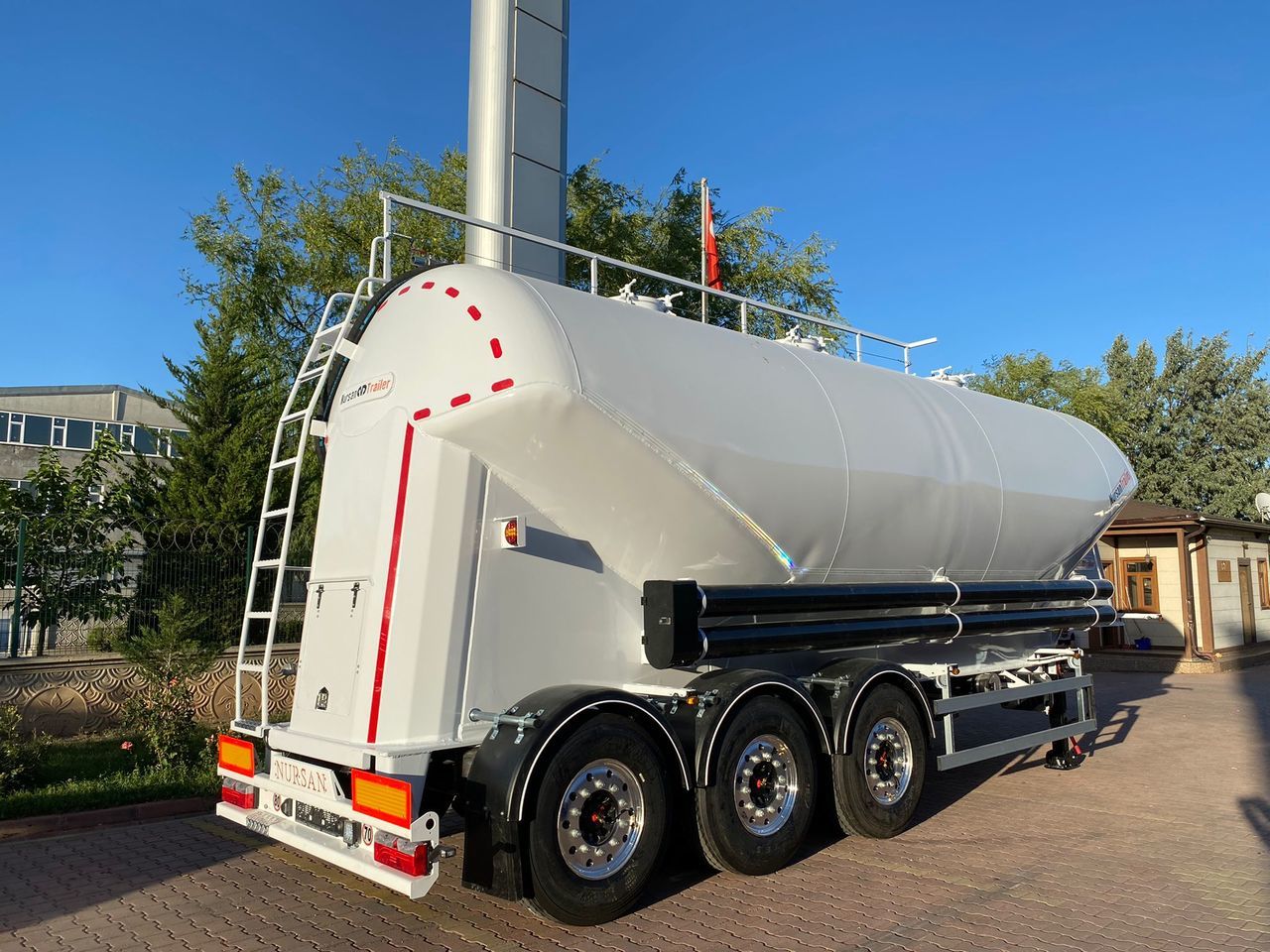 NURSAN Aluminium W Type Silo - Silotrailer: billede 1 NURSAN Aluminium W Type Silo - Silotrailer: billede 1