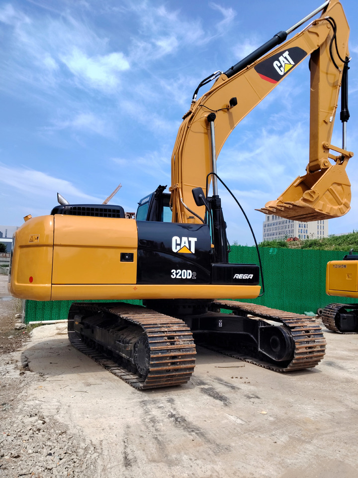 CATERPILLAR 320 D2 L WITH C7.1 ENGINE CAT 320D 2 L - Bæltegravemaskine: billede 2 CATERPILLAR 320 D2 L WITH C7.1 ENGINE CAT 320D 2 L - Bæltegravemaskine: billede 2