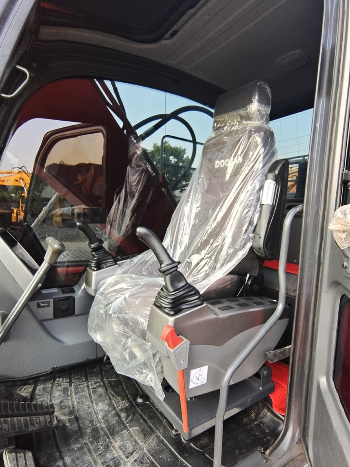 DOOSAN DX225-9C DX225LCA DX300 DX340 - Bæltegravemaskine: billede 2 DOOSAN DX225-9C DX225LCA DX300 DX340 - Bæltegravemaskine: billede 2