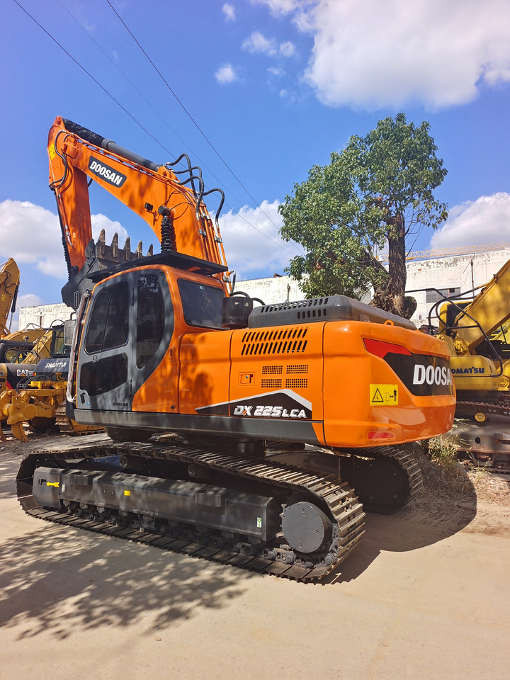 DOOSAN DX225 LCA DX 225 LC - 9C - Bæltegravemaskine: billede 1 DOOSAN DX225 LCA DX 225 LC - 9C - Bæltegravemaskine: billede 1
