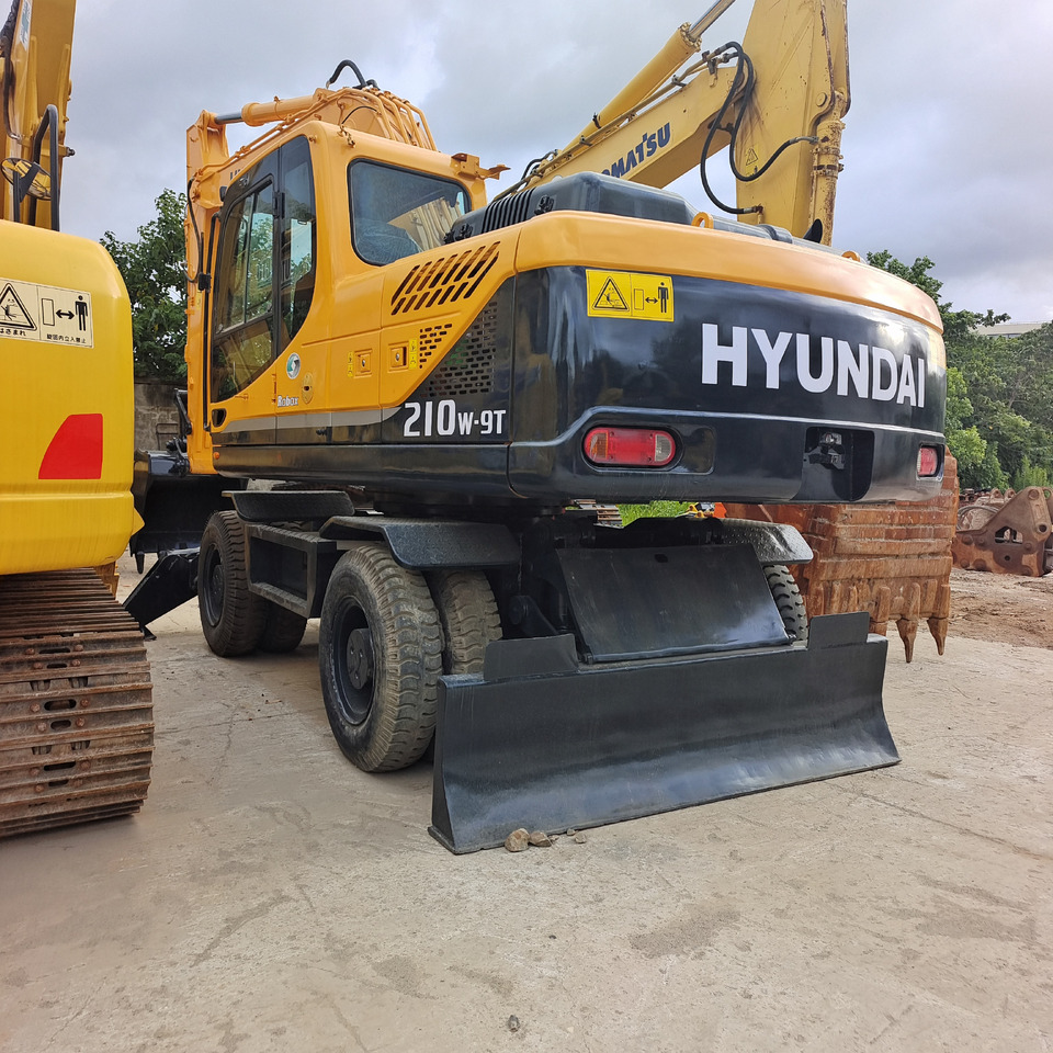 HYUNDAI 210W-9T - Hjulgravemaskine: billede 4 HYUNDAI 210W-9T - Hjulgravemaskine: billede 4