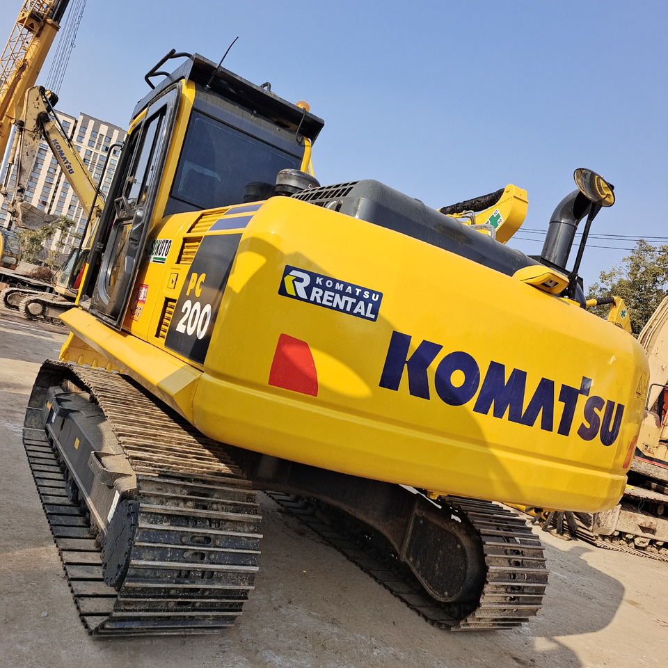 KOMATSU PC200-8 - Bæltegravemaskine: billede 4 KOMATSU PC200-8 - Bæltegravemaskine: billede 4