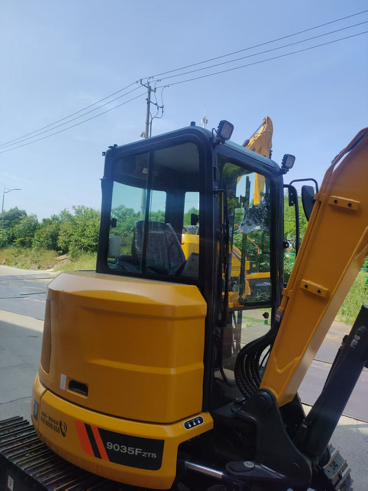 LIUGONG 9035F ZTSG4 BRAND NEW 3.8 TON 3 TON 4 TON MINI DIGGER - Minigravemaskine: billede 4 LIUGONG 9035F ZTSG4 BRAND NEW 3.8 TON 3 TON 4 TON MINI DIGGER - Minigravemaskine: billede 4