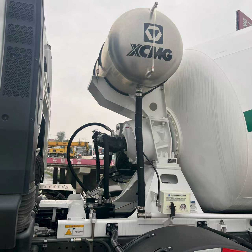 SINOTRUK HOWO TX350 Euro 5 STAGE Ⅴ - Betonbil: billede 3 SINOTRUK HOWO TX350 Euro 5 STAGE Ⅴ - Betonbil: billede 3