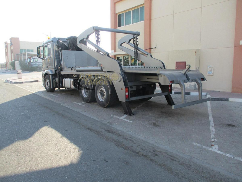 Mercedes-Benz 2642 6×2 Double Skip Loader with HIAB Crane - Læssemaskine: billede 5 Mercedes-Benz 2642 6×2 Double Skip Loader with HIAB Crane - Læssemaskine: billede 5