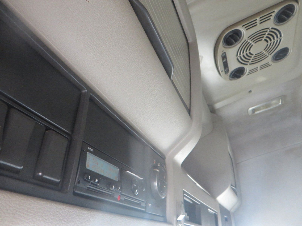 Leje en Volvo FH500 4x2Tractor XL Volvo FH500 4x2Tractor XL: billede 14 Leje en Volvo FH500 4x2Tractor XL Volvo FH500 4x2Tractor XL: billede 14