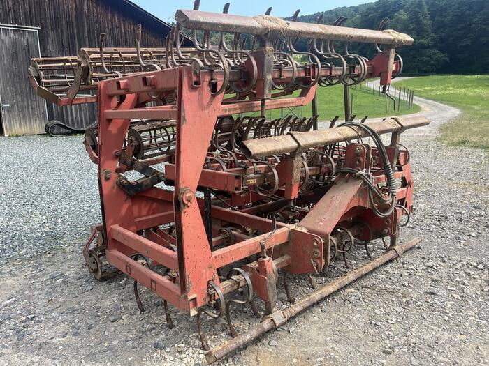 Hatzenbichler Saatbeetkombination 8m - Kombi-såmaskine: billede 3 Hatzenbichler Saatbeetkombination 8m - Kombi-såmaskine: billede 3