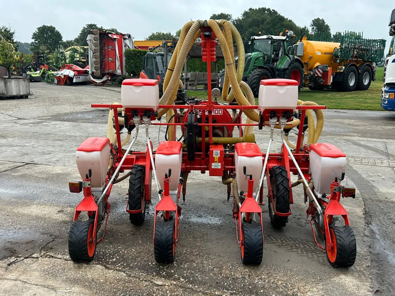 Gaspardo Gaspardo SP540 Maiszaaimachine 4 rijer Zaaimachine - Så-/ Plantemaskine: billede 4 Gaspardo Gaspardo SP540 Maiszaaimachine 4 rijer Zaaimachine - Så-/ Plantemaskine: billede 4