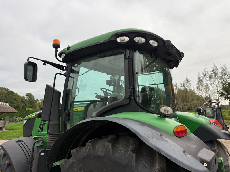 Traktor John Deere 7230R 7 230 R Trekker JD 7 serie Autopower 7230R 7 230 R Trekker JD 7 serie Autopower: billede 19 Traktor John Deere 7230R 7 230 R Trekker JD 7 serie Autopower 7230R 7 230 R Trekker JD 7 serie Autopower: billede 19
