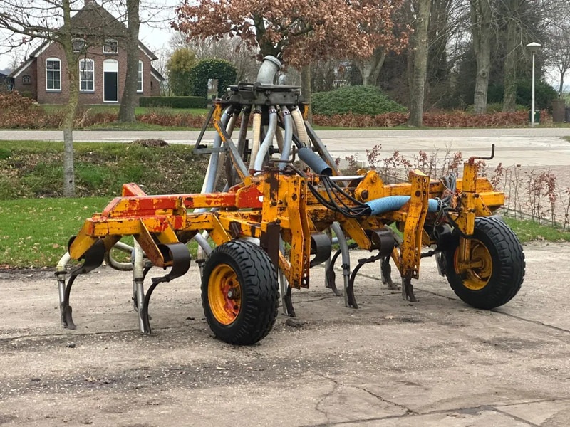 Peecon Bouwland injecteur 4.20 Bemester Cultivator - Landbrugsmaskine: billede 1 Peecon Bouwland injecteur 4.20 Bemester Cultivator - Landbrugsmaskine: billede 1
