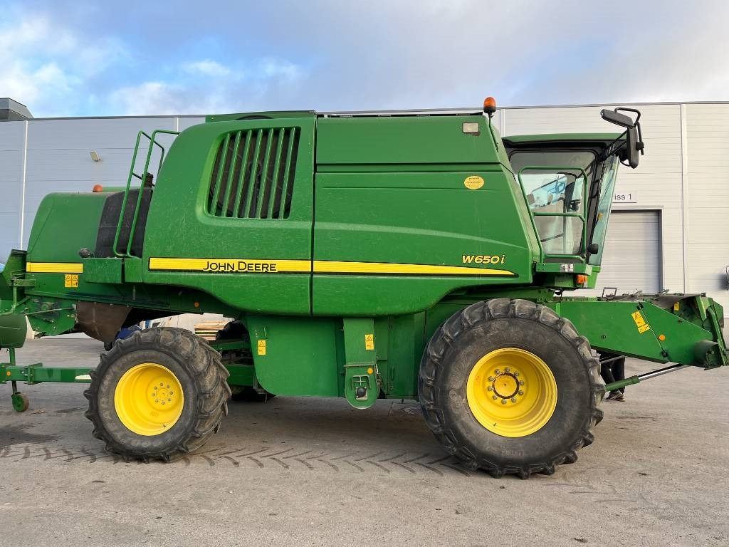 John Deere W 650 i - Mejetærsker: billede 2 John Deere W 650 i - Mejetærsker: billede 2