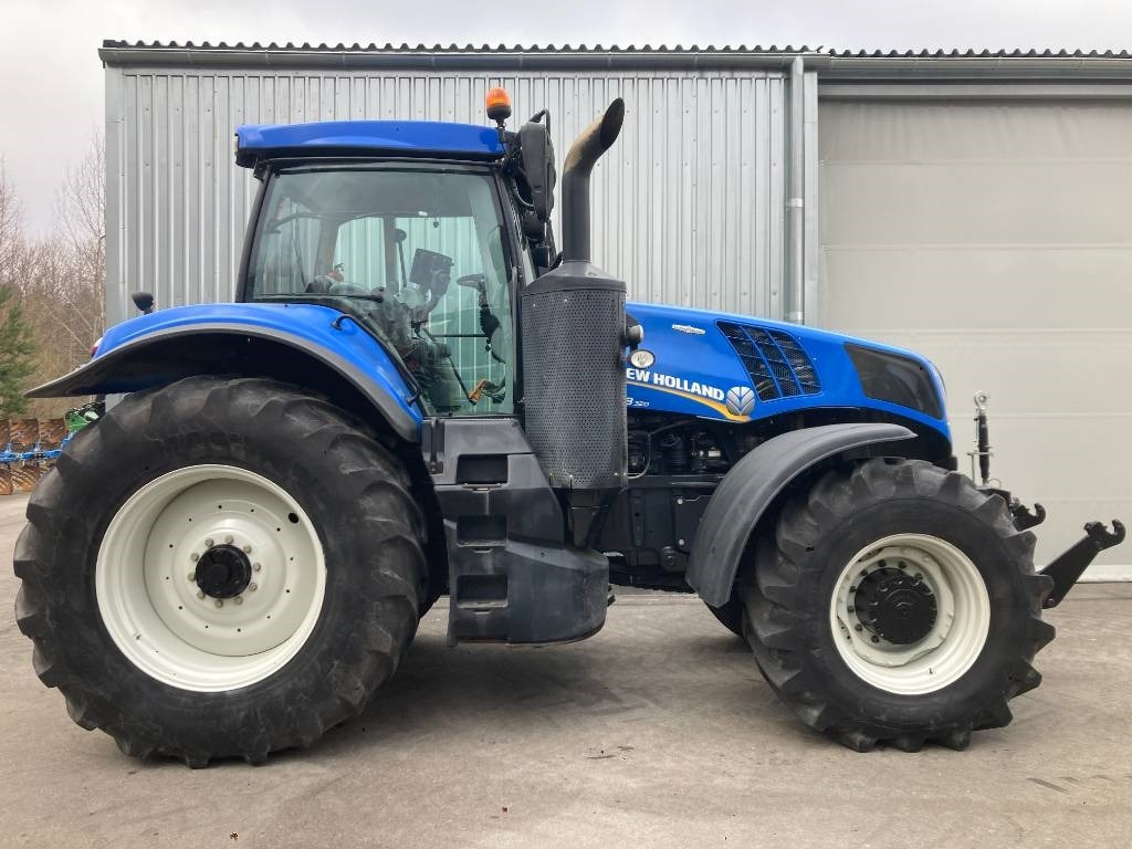 New Holland T 8.320 AC  - Traktor: billede 2 New Holland T 8.320 AC  - Traktor: billede 2