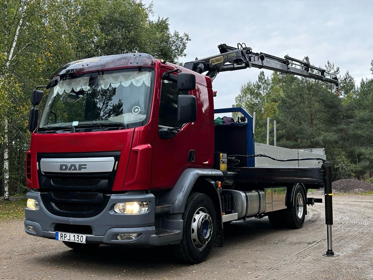 Kranbil DAF FA LF290I -2016 | Palfinger-kran & Bakgavellyft - Lastbil med lad, Lastbil med kran: billede 1 Kranbil DAF FA LF290I -2016 | Palfinger-kran & Bakgavellyft - Lastbil med lad, Lastbil med kran: billede 1