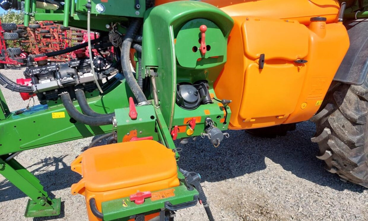 Amazone UX 6200 SUPER - 36-30-24m - Trailersprøjte: billede 5 Amazone UX 6200 SUPER - 36-30-24m - Trailersprøjte: billede 5