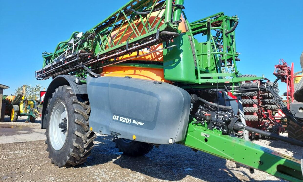 Amazone UX 6201 Super - 24-30-36m - Trailersprøjte: billede 3 Amazone UX 6201 Super - 24-30-36m - Trailersprøjte: billede 3