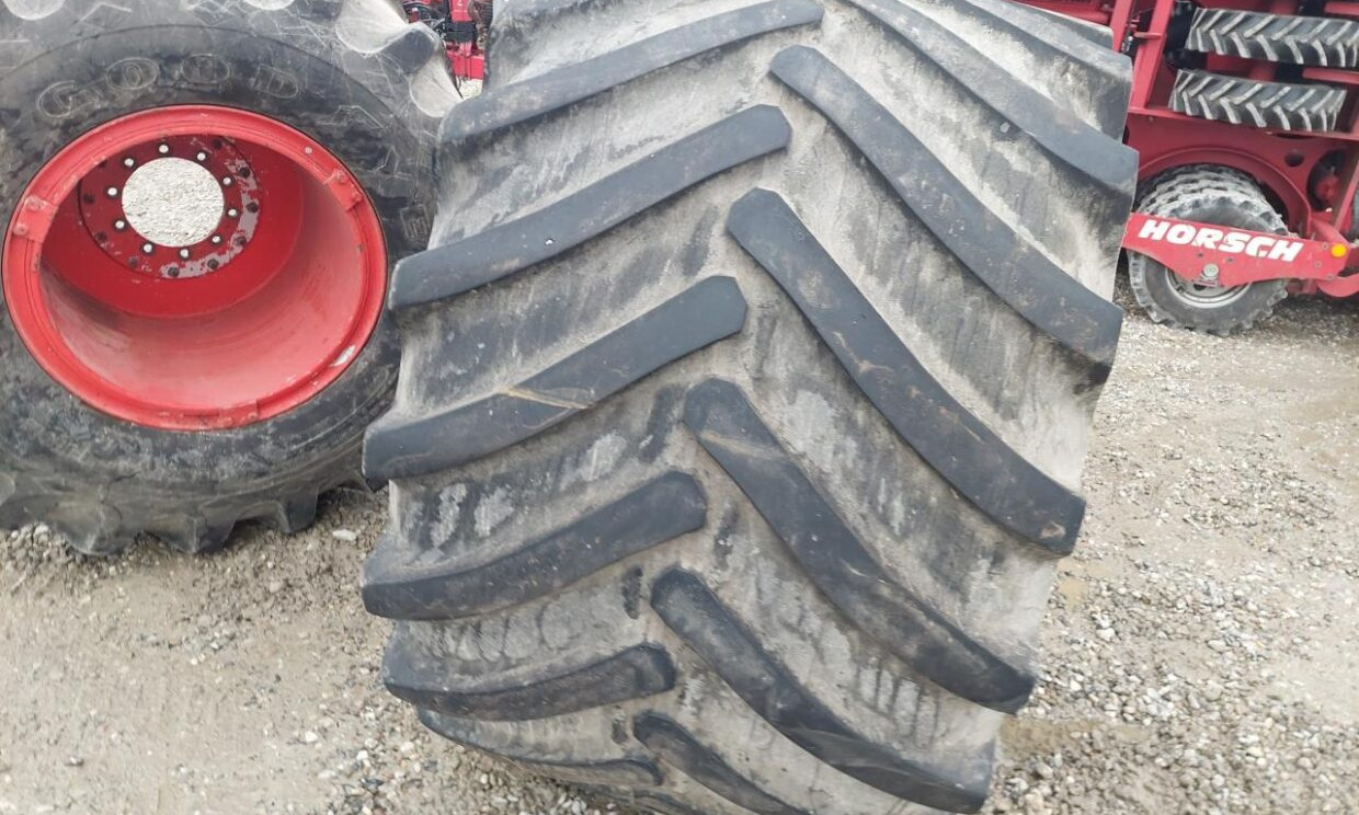 Øvrig maskin Goodyear Terra-Tire 73 x 44.00 - 32 NSH: billede 6 Øvrig maskin Goodyear Terra-Tire 73 x 44.00 - 32 NSH: billede 6