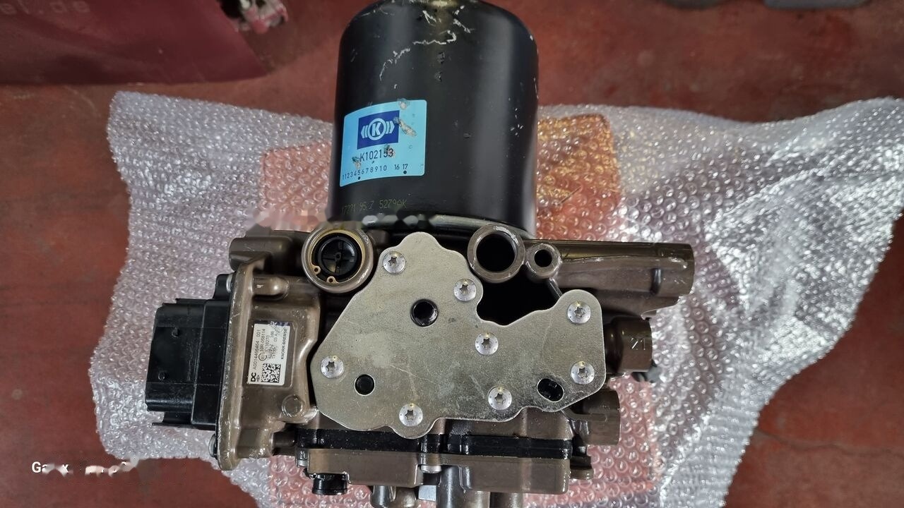 Knorr-Bremse AIR DRYER UNIT EAPU K138270 Mercedes-Benz ACTROS MP4 EURO 6 - Kontrol blok for Lastbil: billede 3 Knorr-Bremse AIR DRYER UNIT EAPU K138270 Mercedes-Benz ACTROS MP4 EURO 6 - Kontrol blok for Lastbil: billede 3