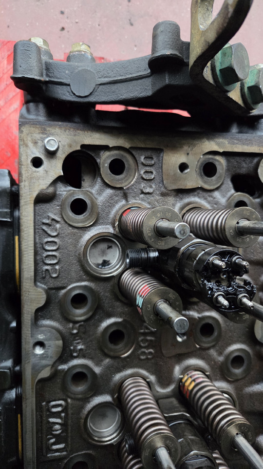 MERCEDES-BENZ OM 470 LA - Motorhoved for Lastbil: billede 3 MERCEDES-BENZ OM 470 LA - Motorhoved for Lastbil: billede 3