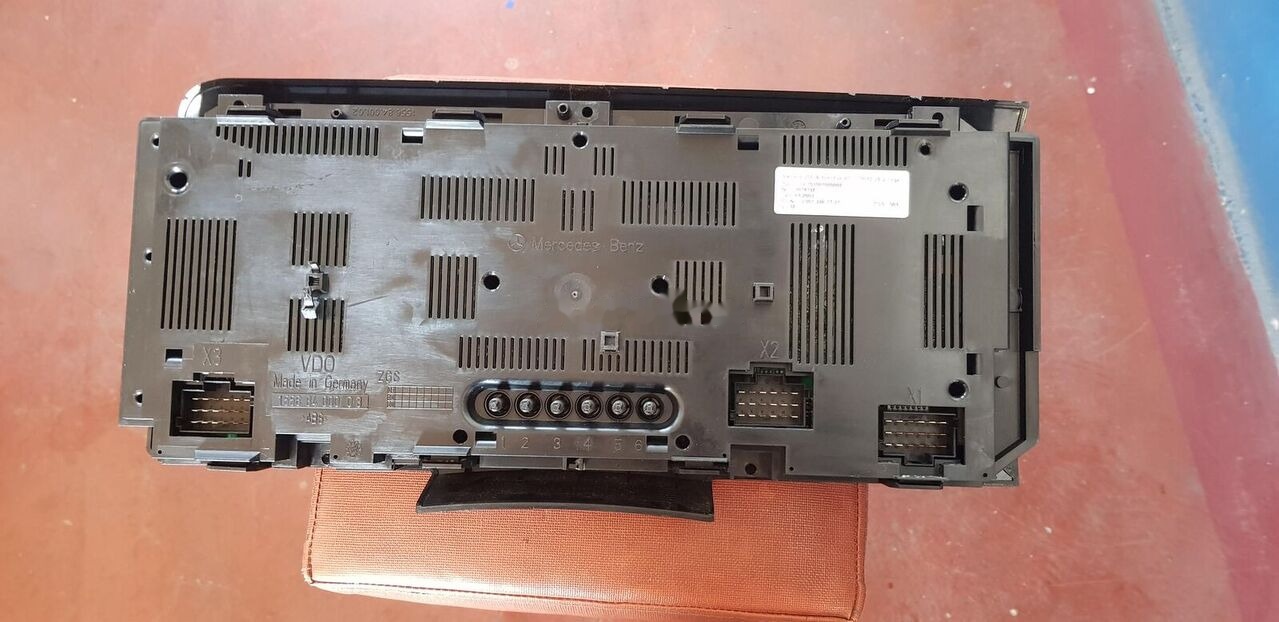 Instrumentbræt for Lastbil Mercedes-Benz ATEGO: billede 8 Instrumentbræt for Lastbil Mercedes-Benz ATEGO: billede 8
