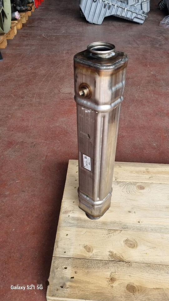 Mercedes-Benz EXHAUST GAS COULER A 4721401675 Mercedes-Benz ACTROS MP4 - Motor og reservedele for Lastbil: billede 1 Mercedes-Benz EXHAUST GAS COULER A 4721401675 Mercedes-Benz ACTROS MP4 - Motor og reservedele for Lastbil: billede 1