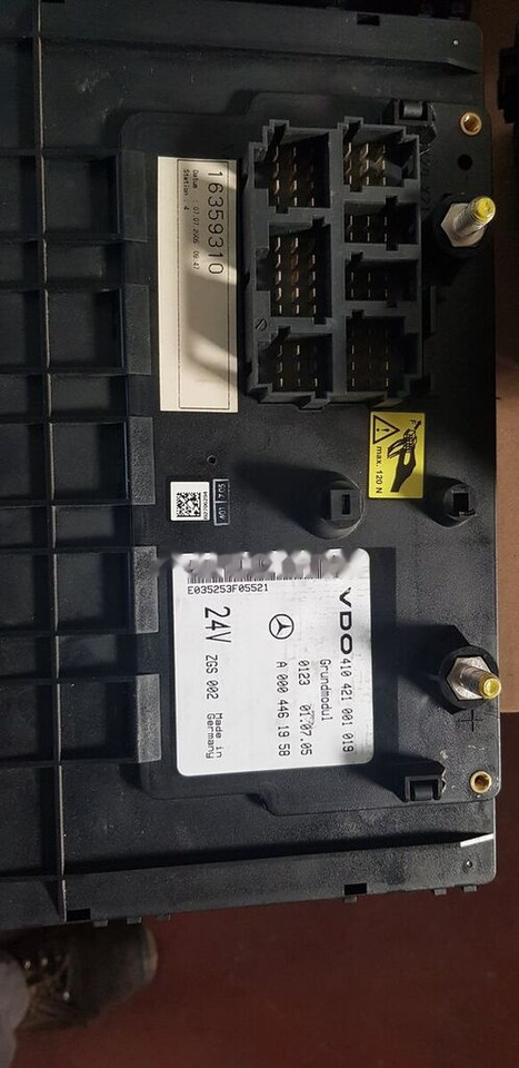 Mercedes-Benz GRUNDMODUL ACTROS MP4 A001 446 25 58 Mercedes-Benz ACTROS MP4 - Kontrol blok for Lastbil: billede 4 Mercedes-Benz GRUNDMODUL ACTROS MP4 A001 446 25 58 Mercedes-Benz ACTROS MP4 - Kontrol blok for Lastbil: billede 4